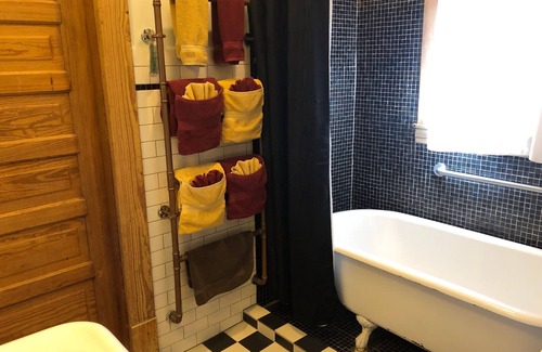 Boonville Hotel | Discover Hotel Frederick: Family-Friendly with Great Amenities