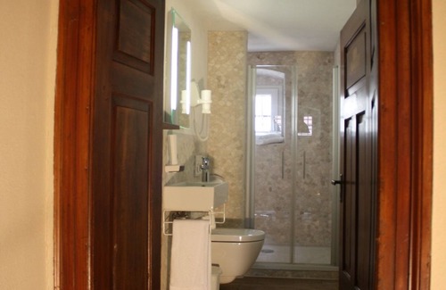 Amberg Hotel | Hotel Fronfeste: Guest Rated 9.4 with Family-Friendly Amenities
