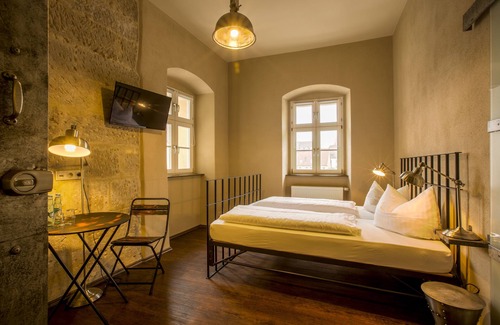 Amberg Hotel | Hotel Fronfeste: Guest Rated 9.4 with Family-Friendly Amenities