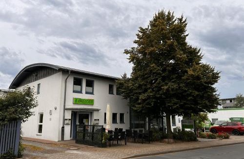 Linden Hotel | Discover Hotel Gästehaus Linden: Family-Friendly Retreat