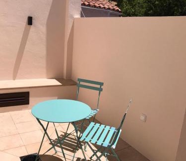 Aracena Hotel | Explore Comfort at Hotel Galería Essentia - Rated 8.6/10