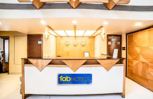Shivajinagar Hotel | Convenient Stay at Hotel Gandharva Shivajinagar with Breakfast