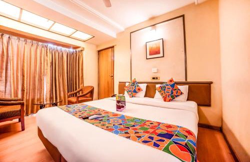 Shivajinagar Hotel | Convenient Stay at Hotel Gandharva Shivajinagar with Breakfast
