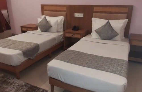 Bastar Hotel | Family-Friendly Hotel Ganpati Resort with Delicious Dining
