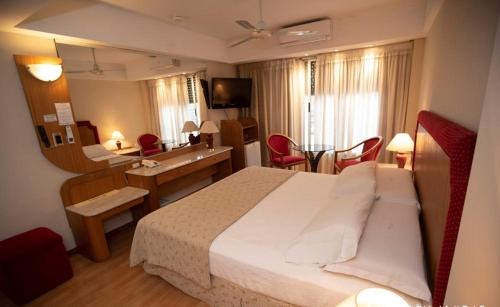 Rosario Hotel | Serene Hotel Garden: 4-Star Retreat with Ocean Views