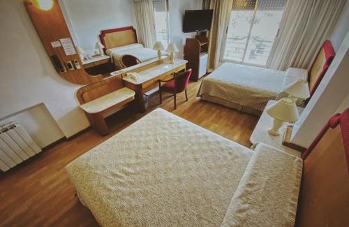 Rosario Hotel | Serene Hotel Garden: 4-Star Retreat with Ocean Views