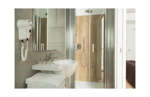 Jesolo Hotel | Discover Hotel Gardenia: Pet-Friendly with Ocean Views