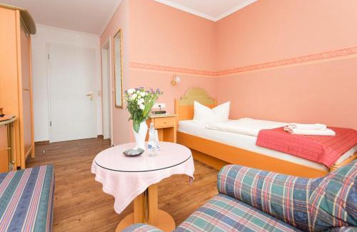 Zingst Hotel | Oceanfront Comfort at Hotel Garni Am Deich - Guest Rated 9/10