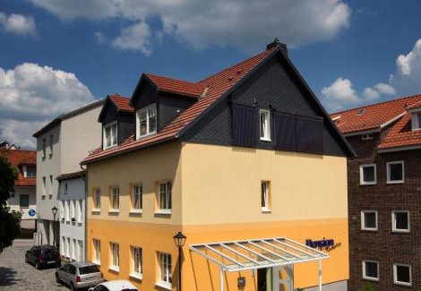 Ilmenau House | Discover Hotel Garni Am Kirchplatz: Pet-Friendly Comfort