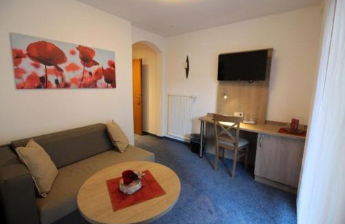 Bad Peterstal-Griesbach Hotel | Pet-Friendly Retreat at Hotel Garni Café Räpple - 8.5/10