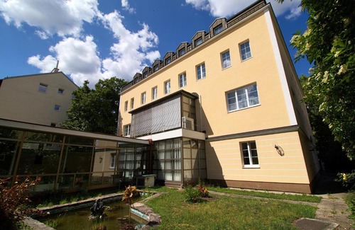Hietzing Hotel | Explore Hotel Garni "das Pallottihaus Wien" - Rated 9/10