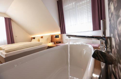 Prinzbach Hotel | Cozy Hotel Garni Bergblick: Rated 9.3, Oceanfront Retreat