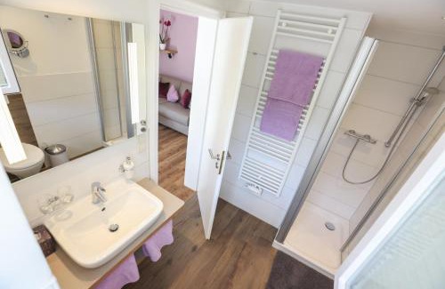 Prinzbach Hotel | Cozy Hotel Garni Bergblick: Rated 9.3, Oceanfront Retreat