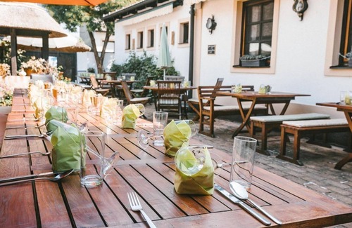 Illmitz House | Discover Comfort at Hotel Garni Dreibettzimmer Du/wc