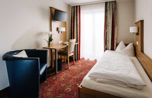 Eichstaett Hotel | Discover Hotel Garni Fuchs: Guest Rated 9.4/10 with Breakfast