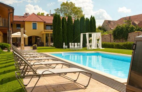 Valtice Hotel | Discover Hotel Garni Klaret: Oceanfront Escape, Rated 9.3
