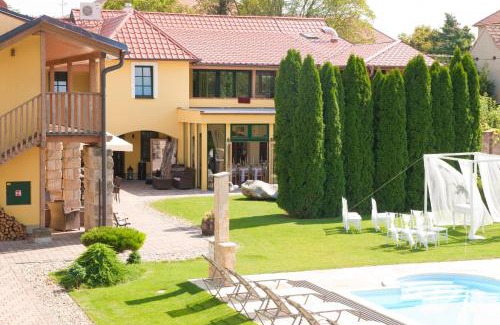 Valtice Hotel | Discover Hotel Garni Klaret: Oceanfront Escape, Rated 9.3