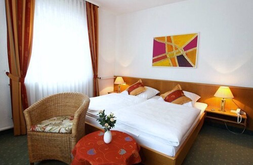 Ulm Hotel | Guest Rated Hotel Garni Lehrertal with Family-Friendly Dining