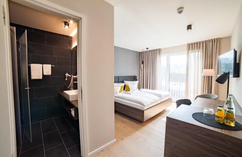 Dingolfing Hotel | Pet-Friendly Hotel Garni Maximilian with Breakfast Included