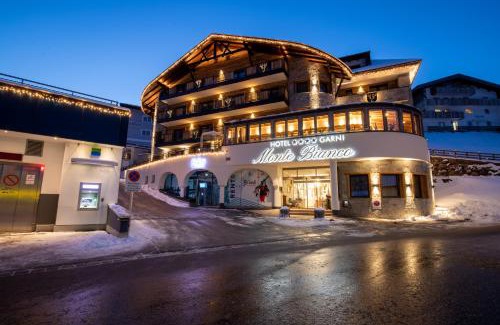 Ischgl Hotel | Relax at Hotel Garni Monte Bianco - 4 Star with Spa & Hot Tub