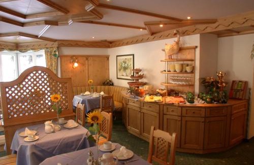 Ischgl Hotel | Top-Rated Hotel Garni Pradella with Spa and Hot Tub