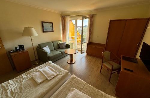 Koelpinsee Hotel | Discover Seeschlösschen & Ostseeperle: Guest Rated 8/10