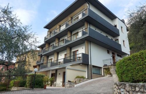 Cassone Hotel | Exceptional Oceanfront Retreat at Hotel Garni Selene