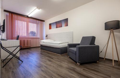 Poruba Hotel | Pet-Friendly Hotel Garni VŠB with Hot Tub & Breakfast