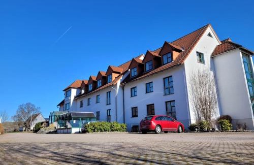 Wulm Hotel | Discover Comfort at Hotel garni Zwickau-Mosel with Spa & Hot Tub