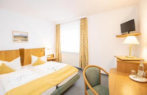 Wulm Hotel | Discover Comfort at Hotel garni Zwickau-Mosel with Spa & Hot Tub