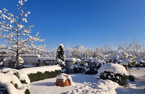 Liefering Hotel | Relax at Hotel Gasthof Brandstätter - 4-Star Oceanfront Retreat