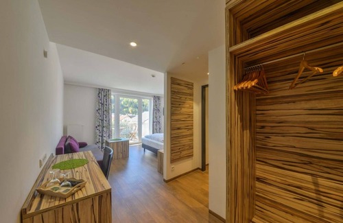 Enkering Hotel | Discover Hotel Gasthof Heckl: Family-Friendly Getaway