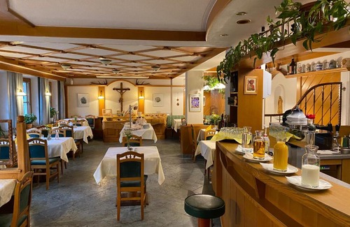 Hinterbichl Hotel | Oceanfront Retreat at Hotel Gasthof Islitzer - 8.8 Rated