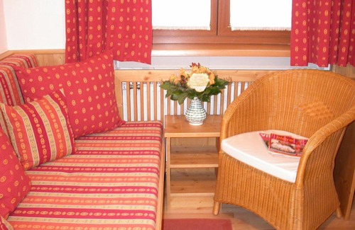 Kremsmuenster Hotel | Pet-Friendly Retreat at Hotel Gasthof König - Rated 8.8/10