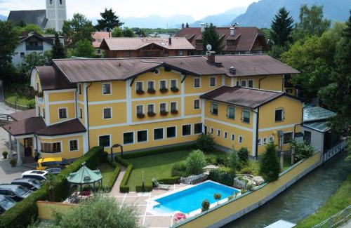 Siezenheim Hotel | Discover Hotel Gasthof Kamml: Family-Friendly Retreat!