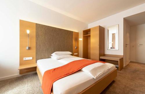 Niederstetten Hotel | Relax at Hotel Gasthof Krone: Pet Friendly & Spa Retreat
