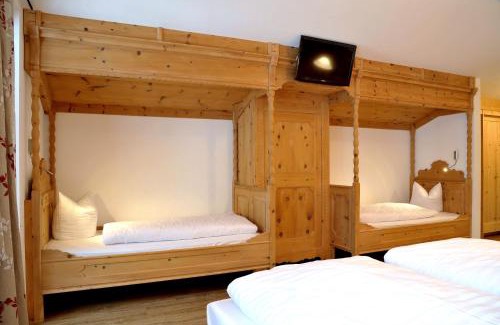 Stumm House | Experience Oceanfront Bliss at Hotel Märzenklamm