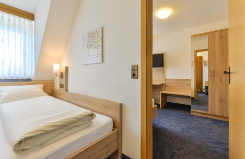 Heroldsberg Hotel | Pet-Friendly Retreat at Hotel-Gasthof Rotes Roß