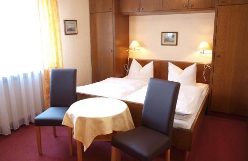 Mainz-Bingen Hotel | Cozy Getaway at Hotel Gasthof Schuster with Breakfast