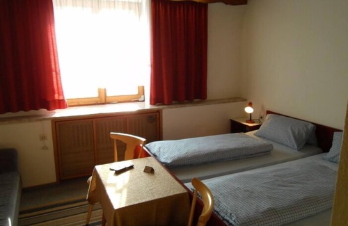 Kisslegg Hotel | Quality Stay at Hotel-Gasthof Zum Neubau with Breakfast