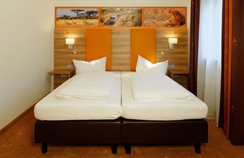 Leipheim Hotel | Guest-Favorite Hotel Gasthof Zur Post with Family Amenities