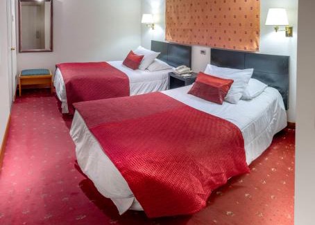 Arica Hotel | Budget-Friendly Hotel Gavina Express: Child Friendly Stay