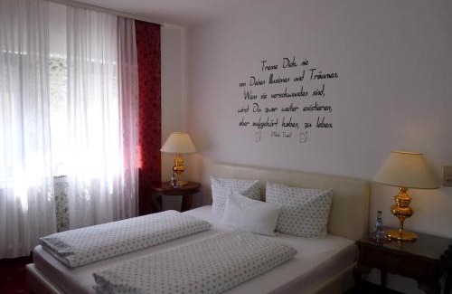 Kurpark Hotel | Pet-Friendly Hotel Geissler: Perfect for Family Getaways
