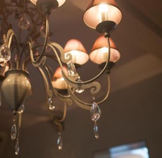 Sint-Joris Hotel | Explore Hotel Gemeente Huis: Family-Friendly Comfort Awaits