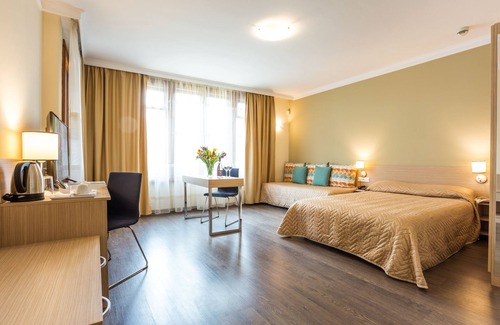 Sofia Hotel | Cozy Hotel Geneva: Family-Friendly with Spa & Breakfast