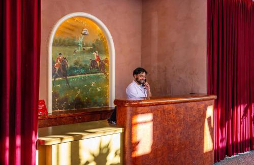 East Market District Hotel | Elegant Hotel Genevieve: Pet-Friendly & Eco-Conscious Stay