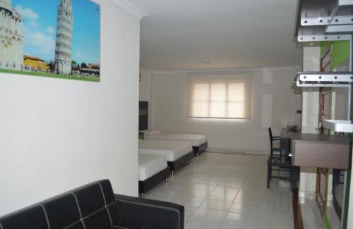 Centro Historico Hotel | Experience Comfort at Hotel Genova Centro with Ocean Views