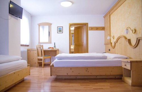 Ziano di Fiemme Hotel | Relax at Hotel Genzianella with Spa and Family Amenities