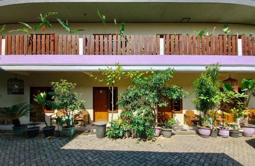 Nganjuk Hotel | Guest Rated 10/10 at Hotel Gerung 2 near Luwes Mall