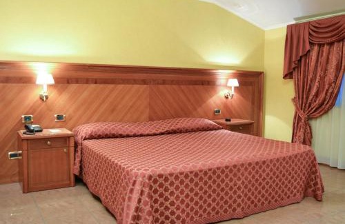 Qualiano Hotel | Discover Hotel Giulia Ocean Club: A 4-Star Oceanfront Haven